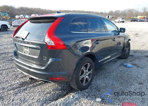 2015 Volvo Xc60 T6 from USA, damaged, VIN YV4902RB6F2598872